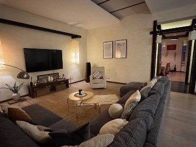 4-х кімнатна комфортна квартира 200 м2. Вул. Хорива, 4