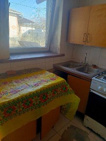 Оренда двоповерхової частини будинку