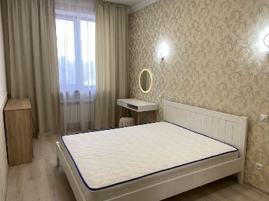 Здам 2-к квартиру на площі Володимира Великого