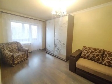 Сдам 1-комнатную Б. Хмельницкого