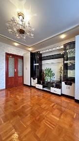 Продаж 3к з ремонтом, меблями та технікою