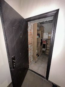 Продам кладовку, комору, в будинку по вул. Богдана Хмельницького 96