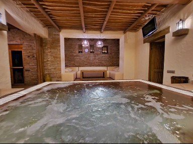 Дом с бассейном трасса здоровья 16я фонтана