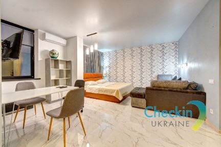 Посуточно 1к Голосеевский р-н ул. Вильямса, 52 (Есть свет и вода! )