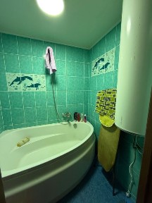 Продается 2к квартира (Лазурный)