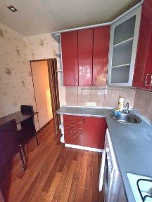 Продам 3 кімнатну квартиру на проспекті Левка Лук'яненка.