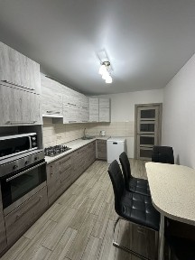 Оренда однокімнатної квартири по Ковельській в новобудові