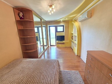 Затишна 2кім 2хв до м. КПІ пров. Політехнічний 5