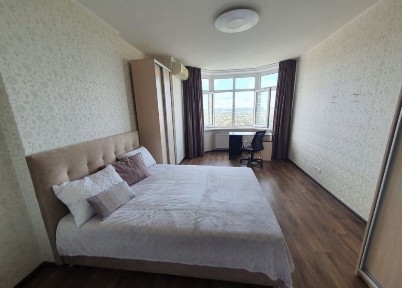 Сдам 2 ком квартиру м Осокорки Позняки Чавдар