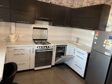 Здам 1-кім кв Чабани вул Юності 3. 3 км від метро Теремки