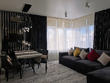 Продаж 2-кімнатної квартири 80 м², Роксолани вул., 16