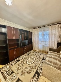 Сдам 2х комн. кв. в самом центре. Вал. Мебель. Техника.