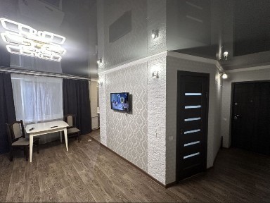 Сдам квартиру посуточно. Центр Цум