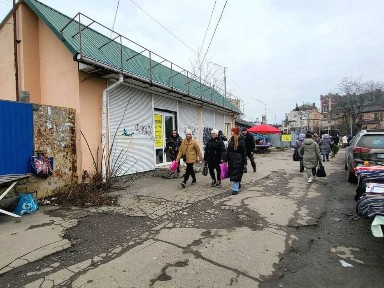 Оренда. Торгове приміщення. Біля ринку