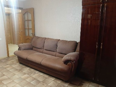 Сдам отличную с евроремонтом и мебелью