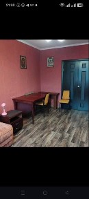 Здам3 кім. квартиру Незалежності