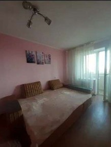 Сдам 2-х комнатную квартиру возле ст. метро Холодная гора.