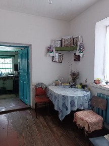 Цегляний будинок в с. Боромики