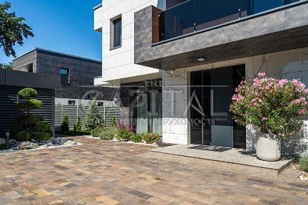 Продаж елітного будинку КМ River Island 303 кв. м.