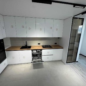 Продаж 1кім. квартири, вул. Мікльоша, 19