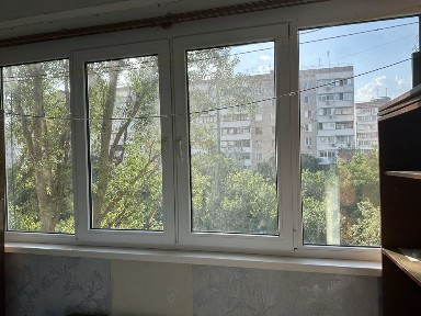 Вільна! 2-кімнатна квартира біля Чорного АТБ П. Толока