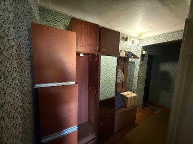 Продається двокімнатна квартира в м. Сквира.