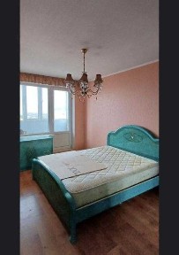 Продам 3 ку метро Захисників України