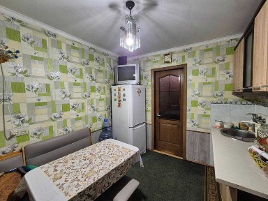 1-кімнатна квартира з великою кухнею та лоджією на вул. Матусевича