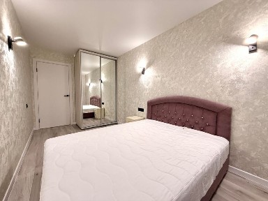 2к квартира с новым ремонтом ул. Д. Донцова парк Шевченко