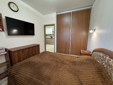 Київська область, Вишневе