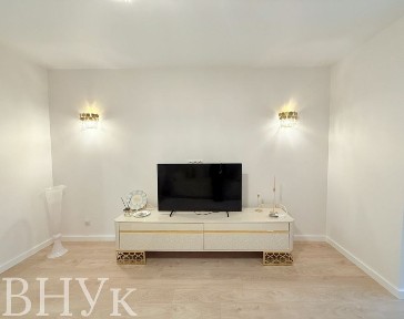 Продаю 2-кімнатну квартиру. VIP - апартаменти у самому серці Луцька.