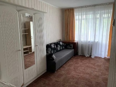Днепр, Александра Поля просп., 10/12