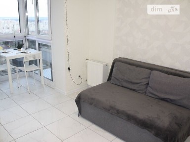 Леоніда Бірюкова бульвар, Буча, бул. Леоніда Бірюкова 2А • ID 33819685