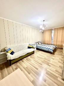 Київ, Дарницький, вулиця Вірменська 6