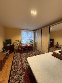 Ужгород, Гарайди 31