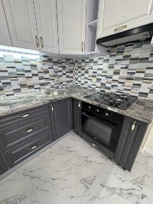 Нова простора квартира з ремонтом в газовому будинку