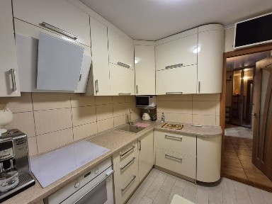 Продам двокімнатну квартиру з євроремонтом на Масанах