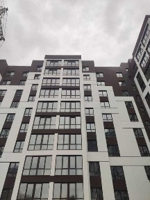 Продається готова квартира біля Озера