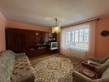 Продаю 3к квартиру м. Яремче