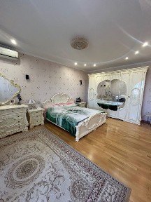 Продам дворівневу квартиру на Сухому Фонтані