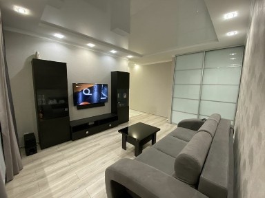 Продажа 1-комнатной квартиры 38 м², Героев Труда ул.