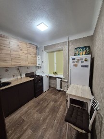 Здам 2к квартиру центр м. Самар