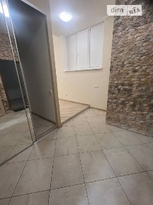 вулиця Марії Литвиненко-Вольгемут, мікрорайон Свердловський масив, район Ленінський, Вінниця, вул. Марії Литвиненко-Вольгемут, двоповерхова будівля • ID 33826142