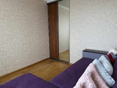 Продам 3кмн квартиру на Металургів (забудовник Федорченко)