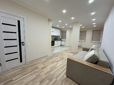 Продається простора квартира в Трускавці.