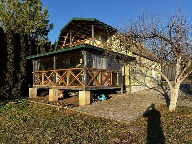 Жванець, Набережна 7