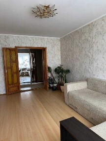 Простора 3-кімнатна квартира