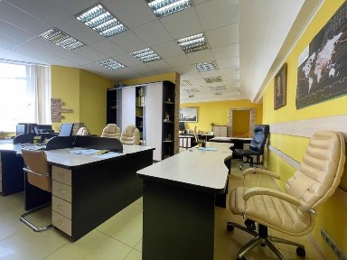 Здам офіс 132 м2, з меблями, м. Печерськ, вул. Євгенія Коновальця 32Г
