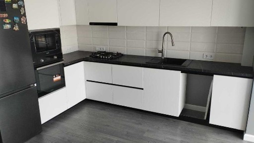 Продаж дворівневої квартири з ремонтом 