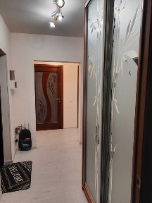 Затишна 2х кім. квартира 3хв від басейну вільна